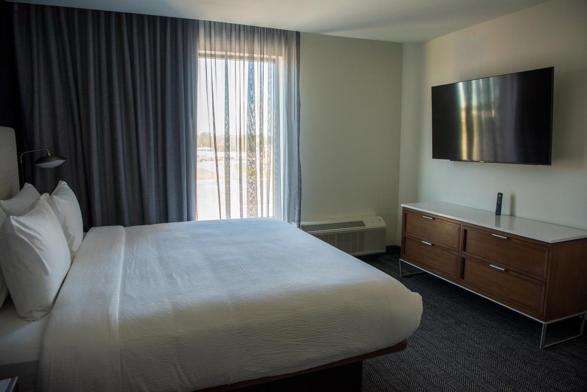 Courtyard By Marriott Lake City Eksteriør billede