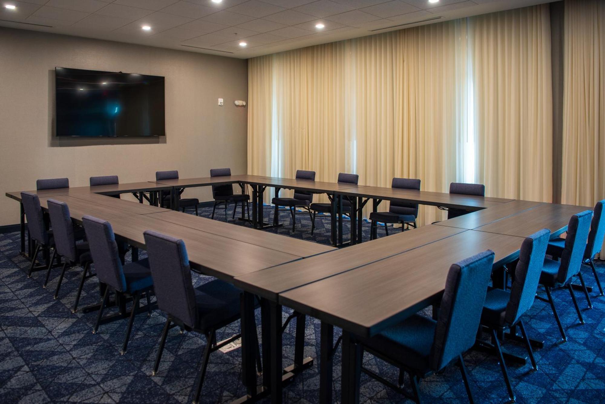 Courtyard By Marriott Lake City Eksteriør billede