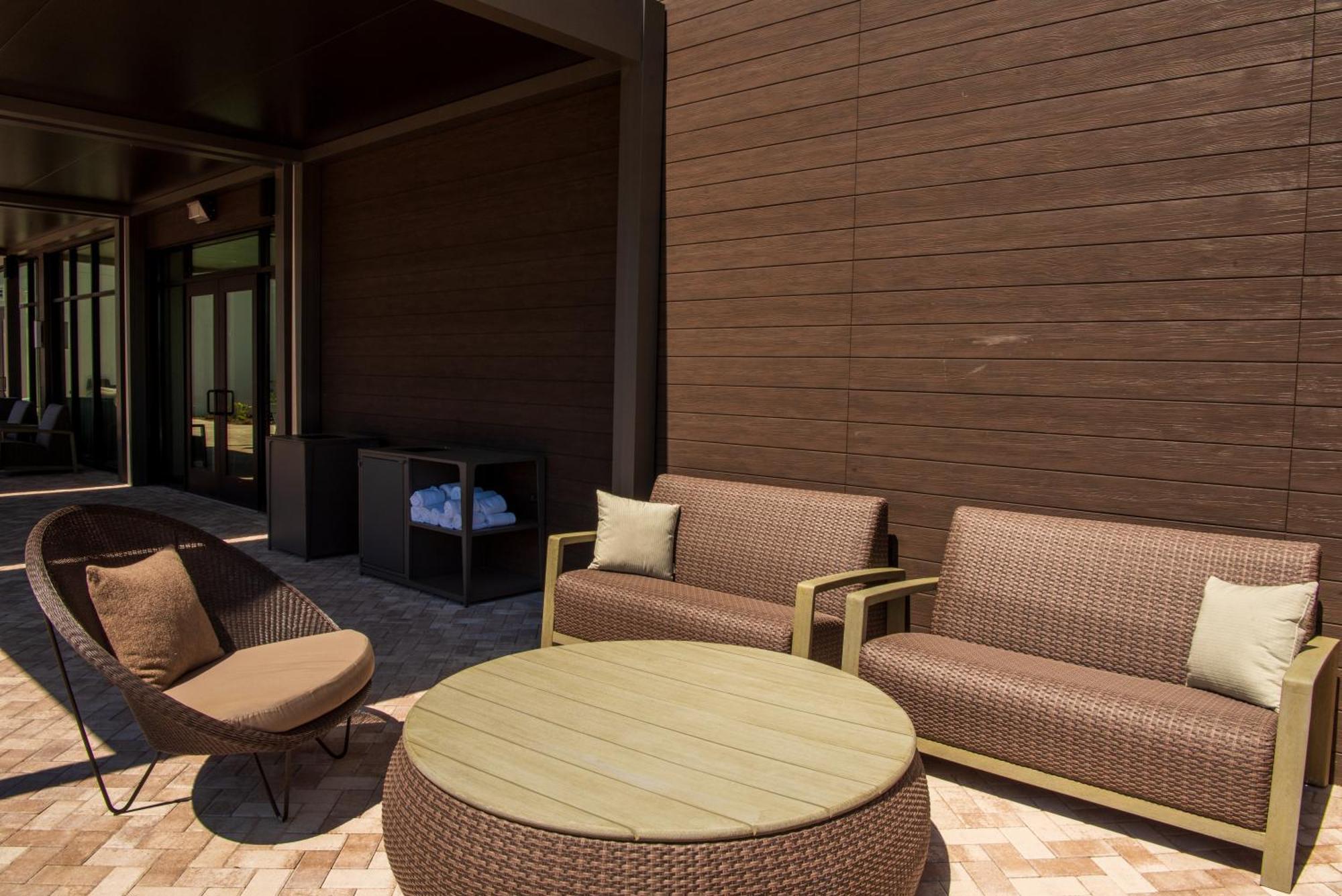 Courtyard By Marriott Lake City Eksteriør billede