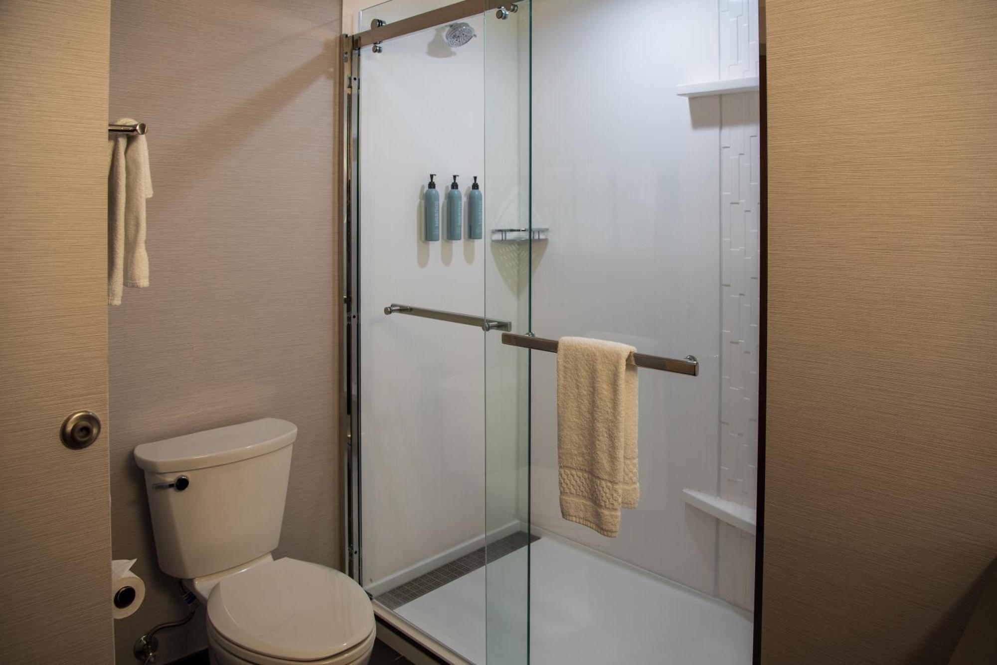 Courtyard By Marriott Lake City Eksteriør billede