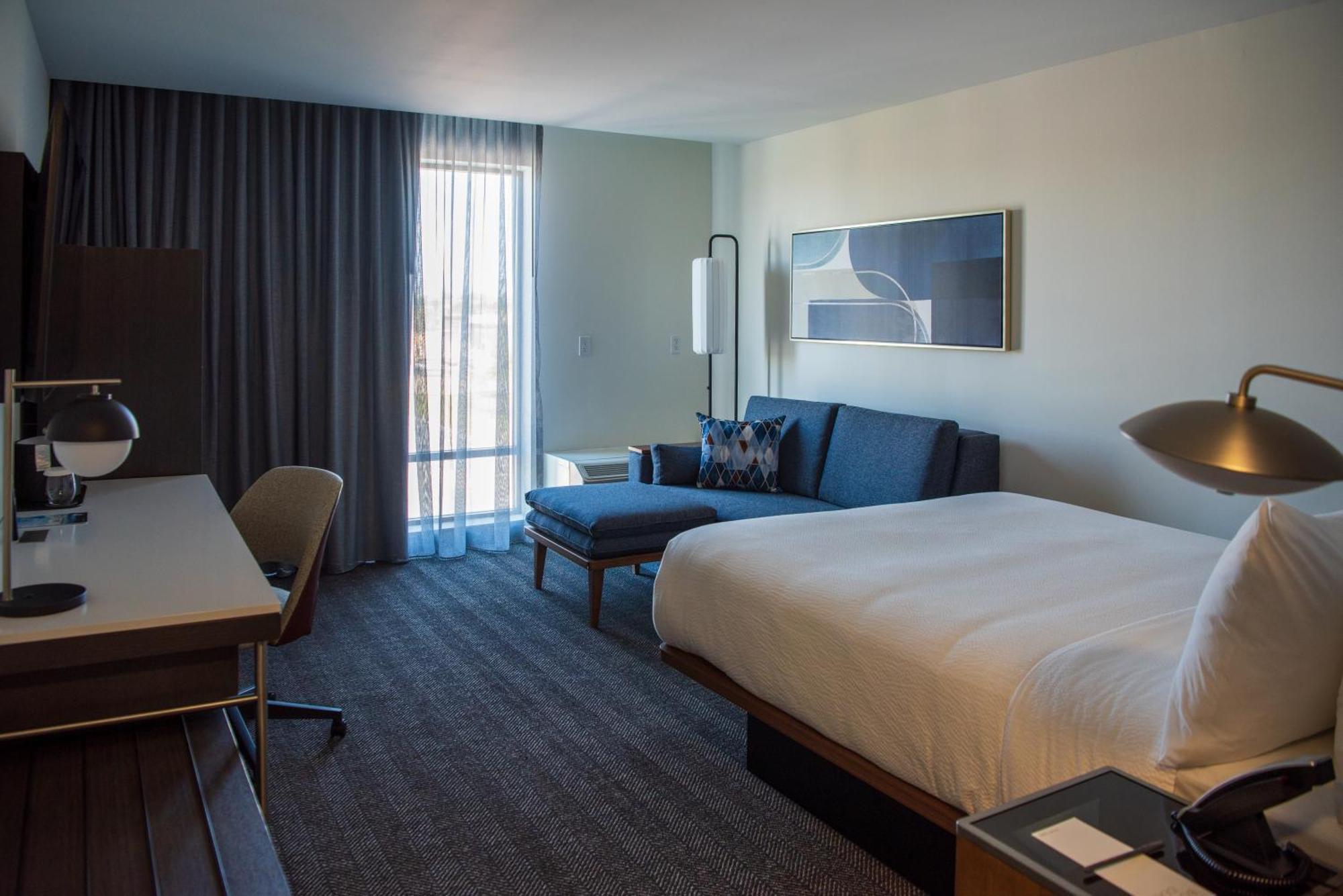 Courtyard By Marriott Lake City Eksteriør billede