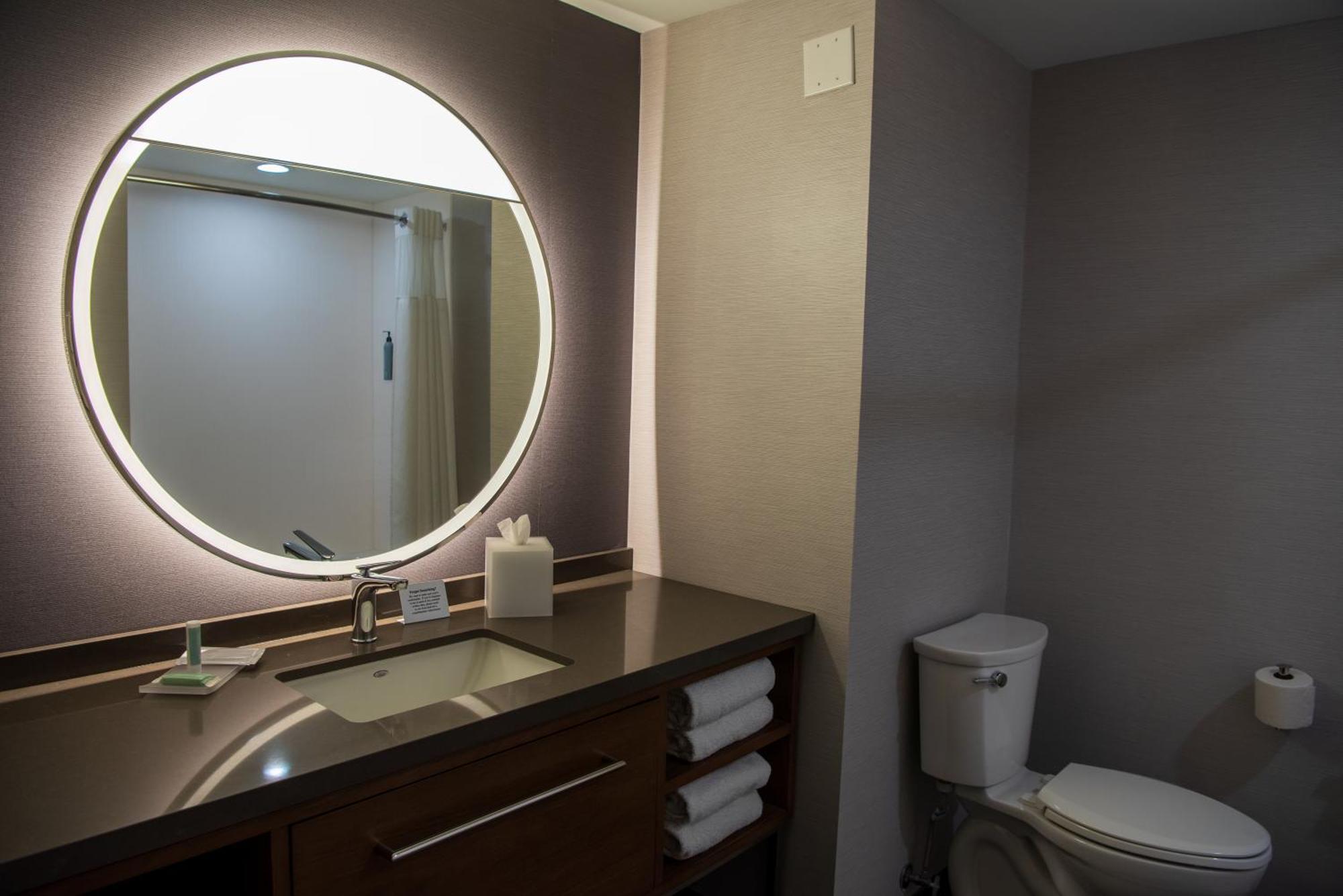 Courtyard By Marriott Lake City Eksteriør billede