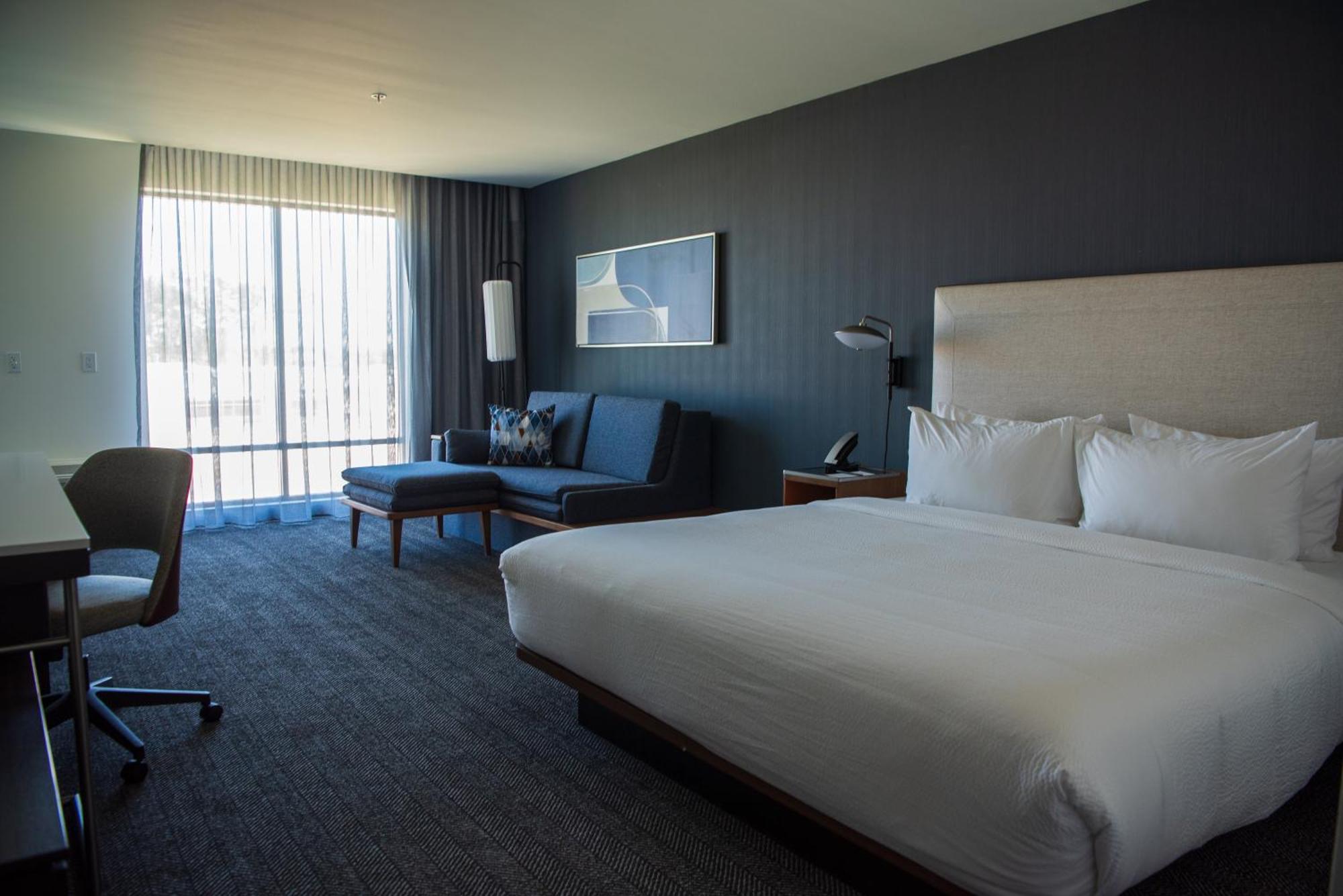 Courtyard By Marriott Lake City Eksteriør billede